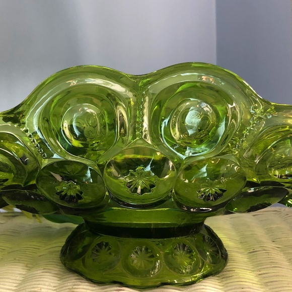 Vintage Emerald Bowl (Banana Boat) - Picture 4 of 5